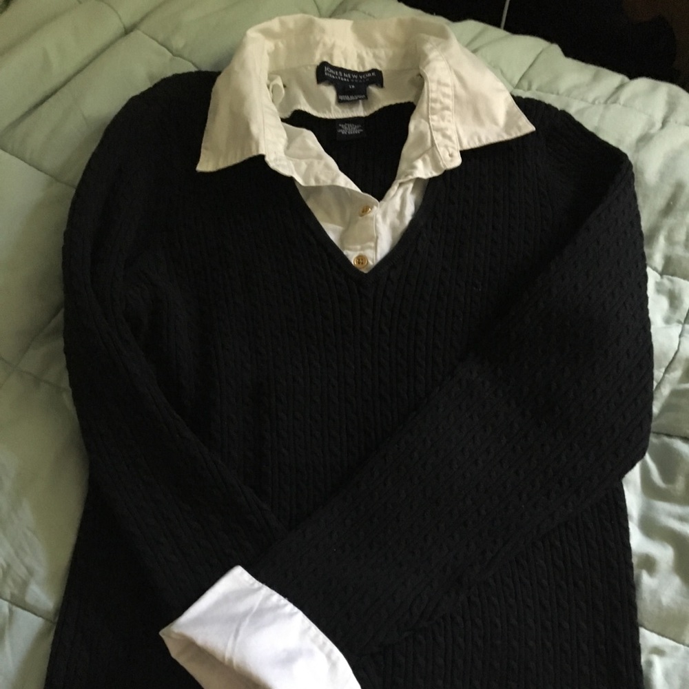 EUC Jones New York Signature Woman black sweater